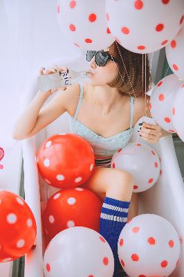 精东影视文化传媒MV的歌词是什么